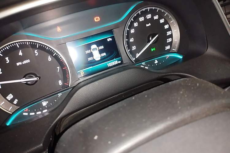Used Buick GT 2019 18T Automatic Connected Elite Model China VI Standard Odometer Close Up