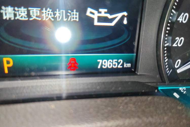 Used Buick GT 2019 15T Dual-Clutch Connected Elite Model China VI Odometer Close Up