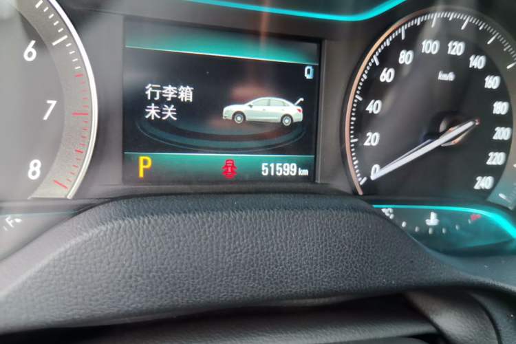 Used Buick GT 2019 18T Automatic Connected Elite Model China VI Standard Odometer Close Up