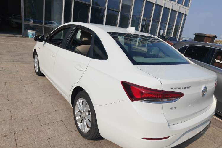 Used Buick GT 2019 15T Dual-Clutch Connected Elite Model China VI Rear Left 45 Deg