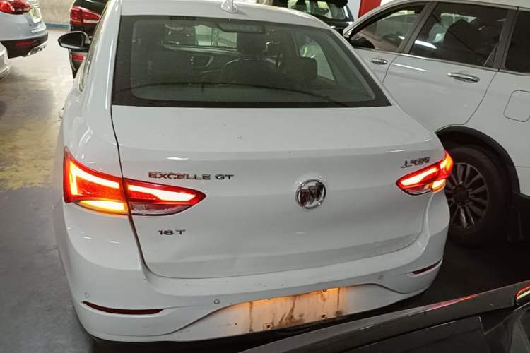 Used Buick GT 2019 18T Automatic Connected Elite Model China VI Standard Rear