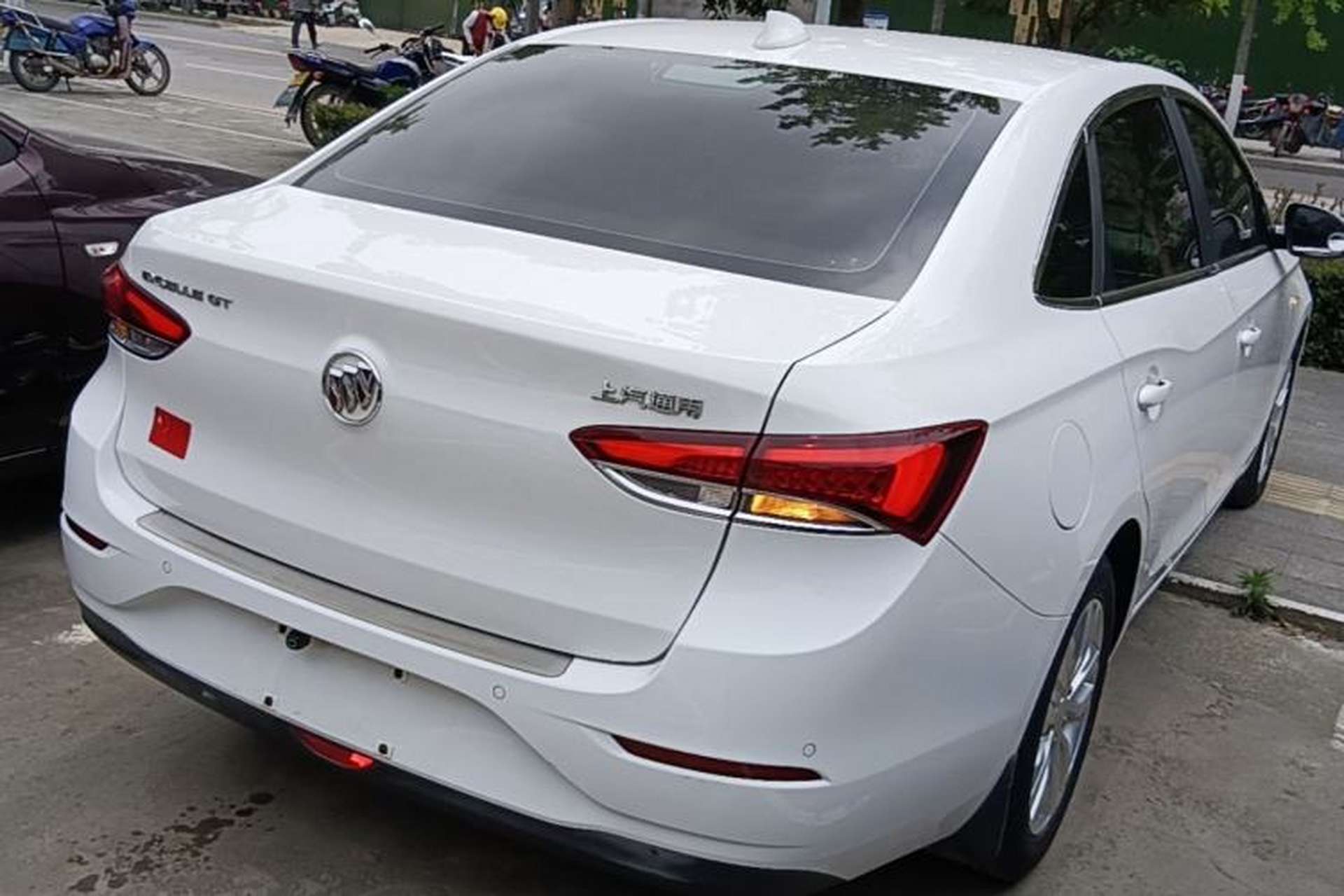 Used Buick GT 2019 15T Dual-Clutch Connected Elite Model China VI Rear Right 45 Deg
