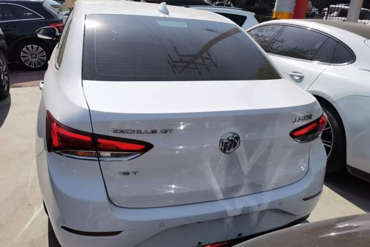 Used Buick GT 2019 15T Dual-Clutch Connected Elite Model China VI Rear