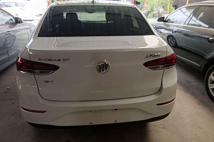 Used Buick GT 2019 15T Dual-Clutch Connected Elite Model China VI Rear