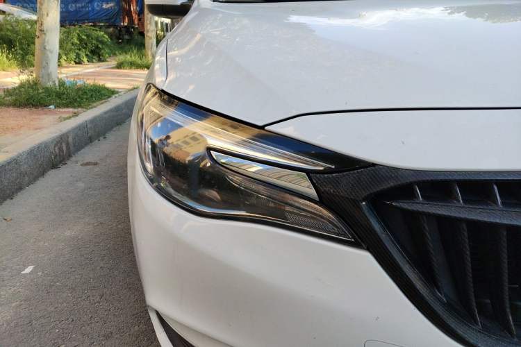 Used Buick GT 2019 18T Automatic Connected Elite Model China VI Standard Right Front Headlight