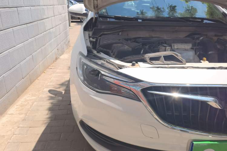 Used Buick GT 2019 18T Automatic Connected Elite Model China VI Standard Right Front Headlight