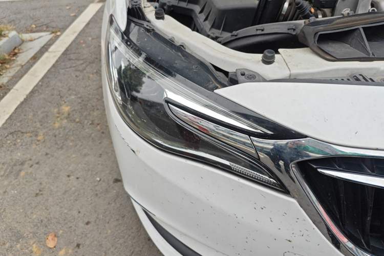 Used Buick GT 2019 18T Automatic Connected Elite Model China VI Standard Right Front Headlight
