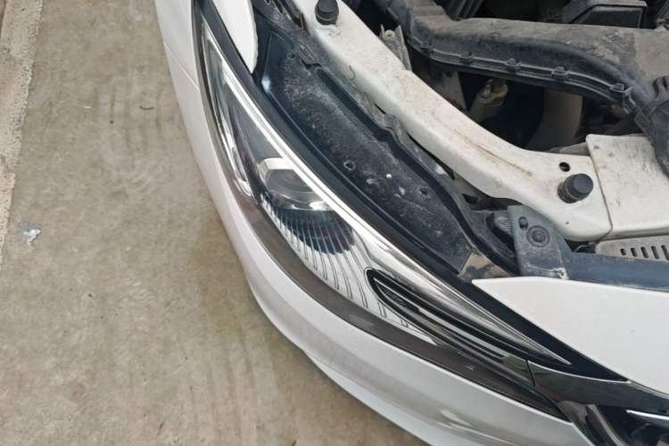 Used Buick GT 2019 15T Manual Elite Version China VI Standard Right Front Headlight