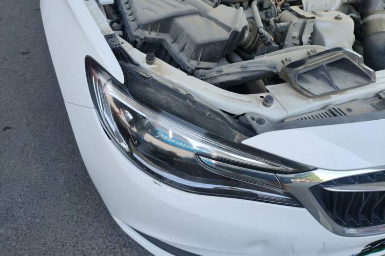 Used Buick GT 2019 18T Automatic Connected Elite Model China VI Standard Right Front Headlight