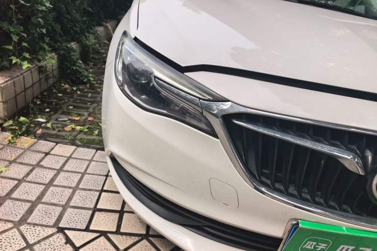 Used Buick GT 2019 18T Automatic Connected Elite Model China VI Standard Right Front Headlight