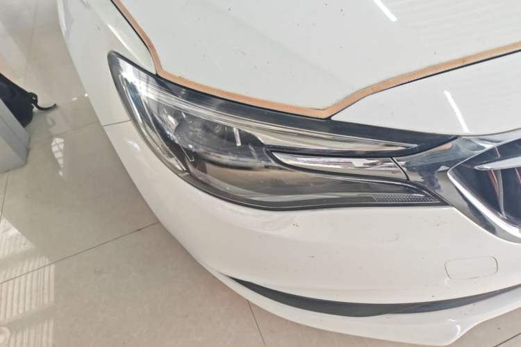 Used Buick GT 2019 15T Dual-Clutch Connected Elite Version China V Standard Right Front Headlight