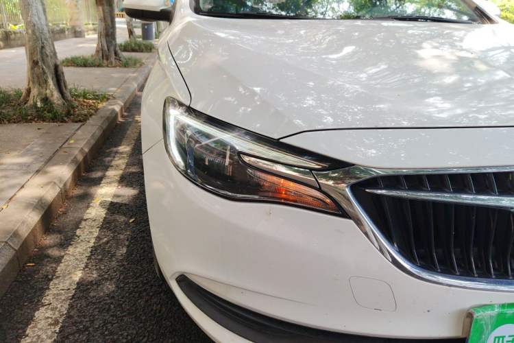 Used Buick GT 2019 15T Dual-Clutch Connected Elite Model China VI Right Front Headlight