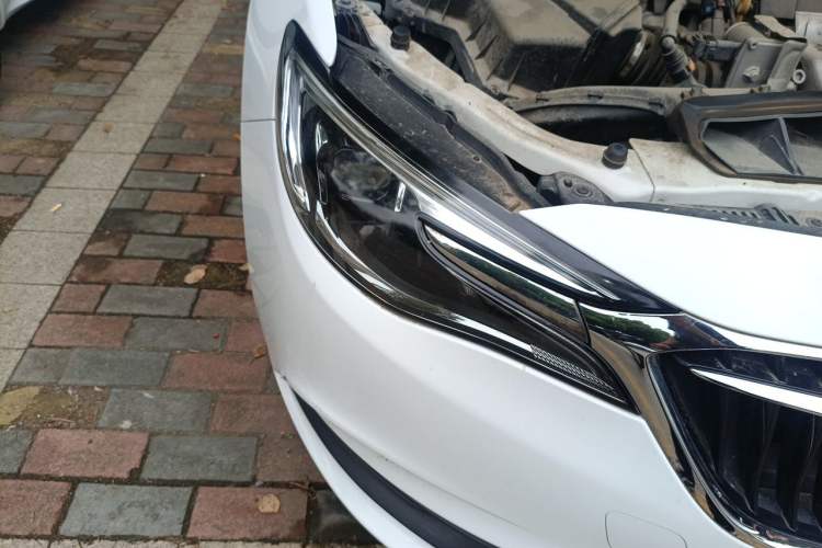 Used Buick GT 2019 18T Automatic Connected Elite Model China VI Standard Right Front Headlight
