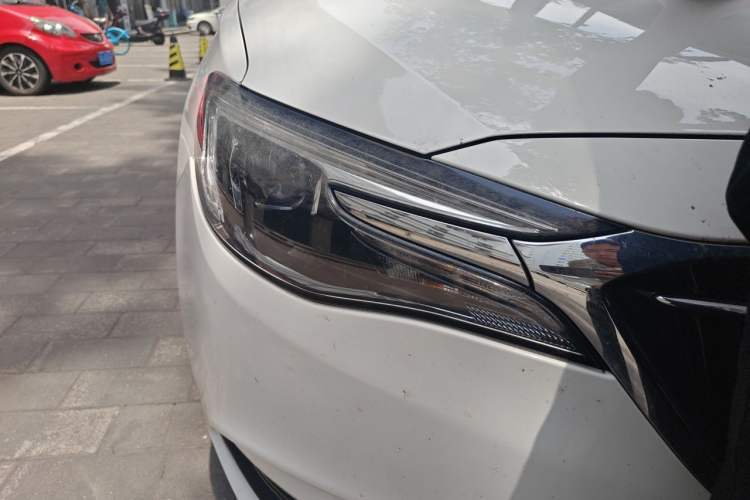 Used Buick GT 2019 18T Automatic Connected Elite Model China V Standard Right Front Headlight