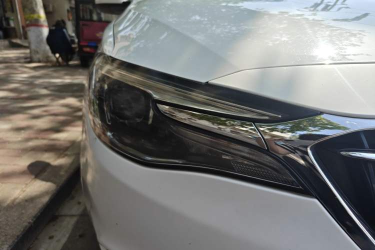 Used Buick GT 2019 18T Automatic Connected Flagship Version China V Standard Right Front Headlight