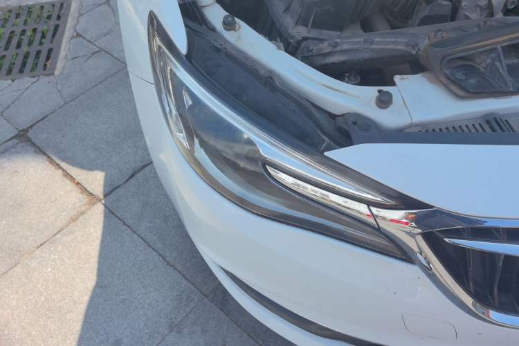 Used Buick GT 2019 18T Automatic Connected Flagship Version China VI Standard Right Front Headlight