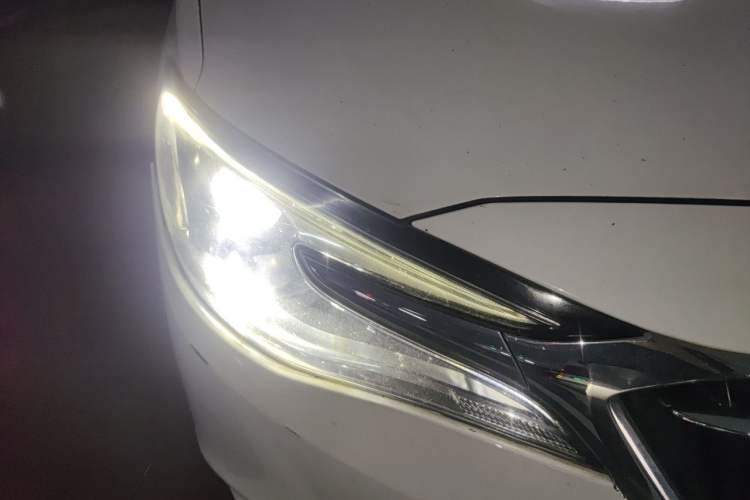 Used Buick GT 2019 18T Automatic Connected Elite Model China V Standard Right Front Headlight