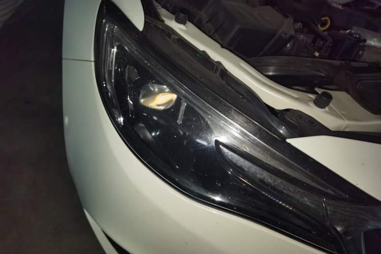 Used Buick GT 2019 18T Automatic Connected Flagship Version China VI Standard Right Front Headlight