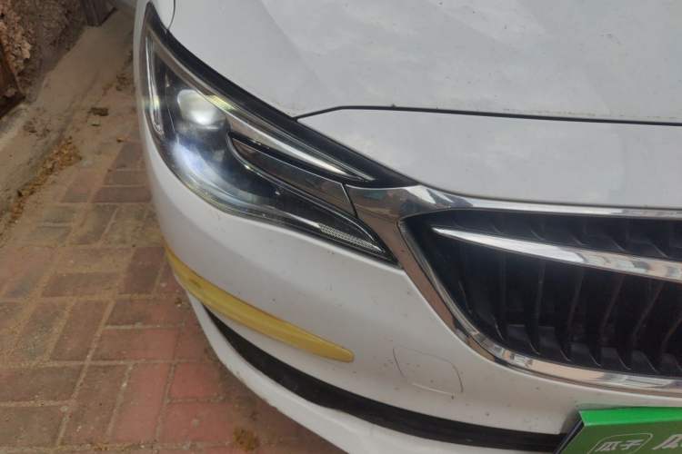 Used Buick GT 2019 18T Automatic Connected Elite Model China VI Standard Right Front Headlight