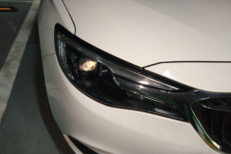 Used Buick GT 2019 18T Automatic Connected Elite Model China V Standard Right Front Headlight