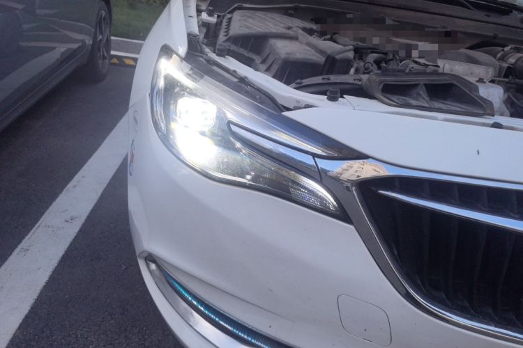 Used Buick GT 2019 18T Automatic Connected Elite Model China VI Standard Right Front Headlight