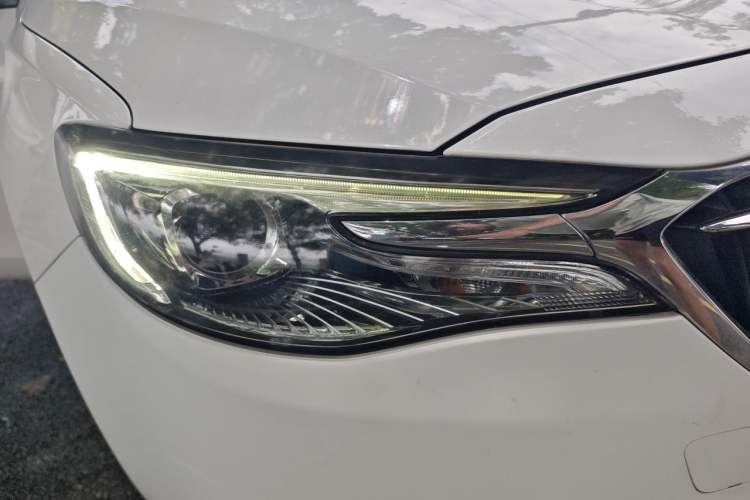 Used Buick GT 2019 15T Dual-Clutch Advanced Version China VI Standard Right Front Headlight