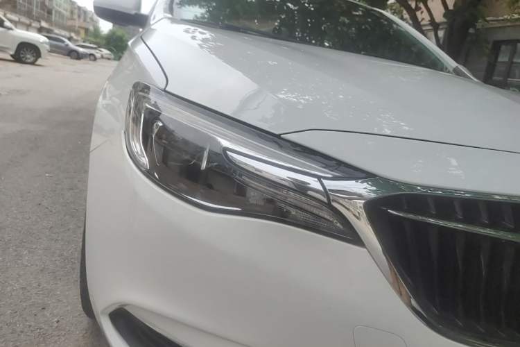 Used Buick GT 2019 15T Dual-Clutch Connected Elite Model China VI Right Front Headlight