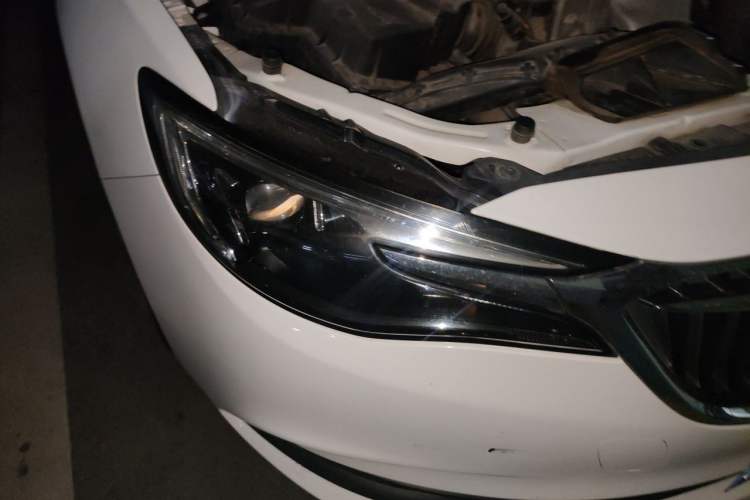 Used Buick GT 2019 18T Automatic Connected Elite Model China VI Standard Right Front Headlight