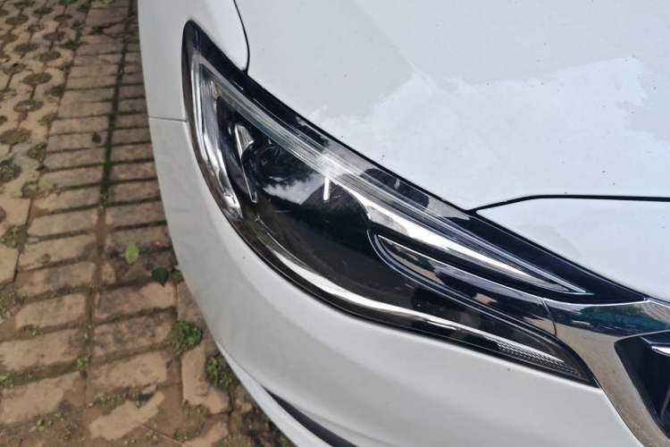 Used Buick GT 2019 15T Dual-Clutch Connected Elite Model China VI Right Front Headlight