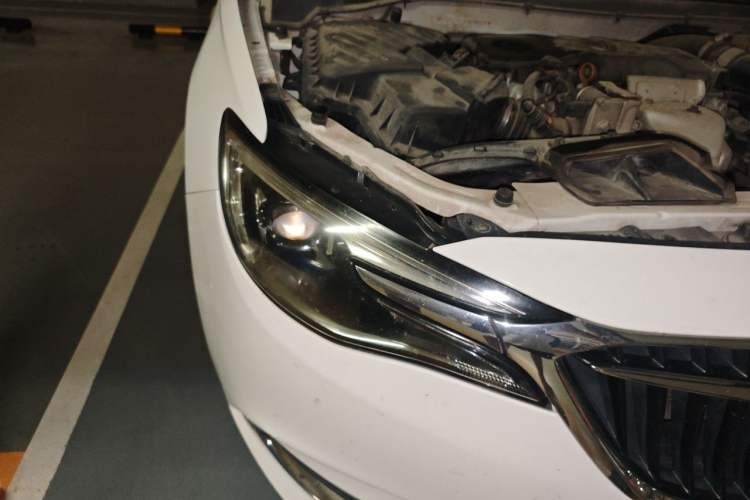 Used Buick GT 2019 18T Automatic Connected Elite Model China VI Standard Right Front Headlight