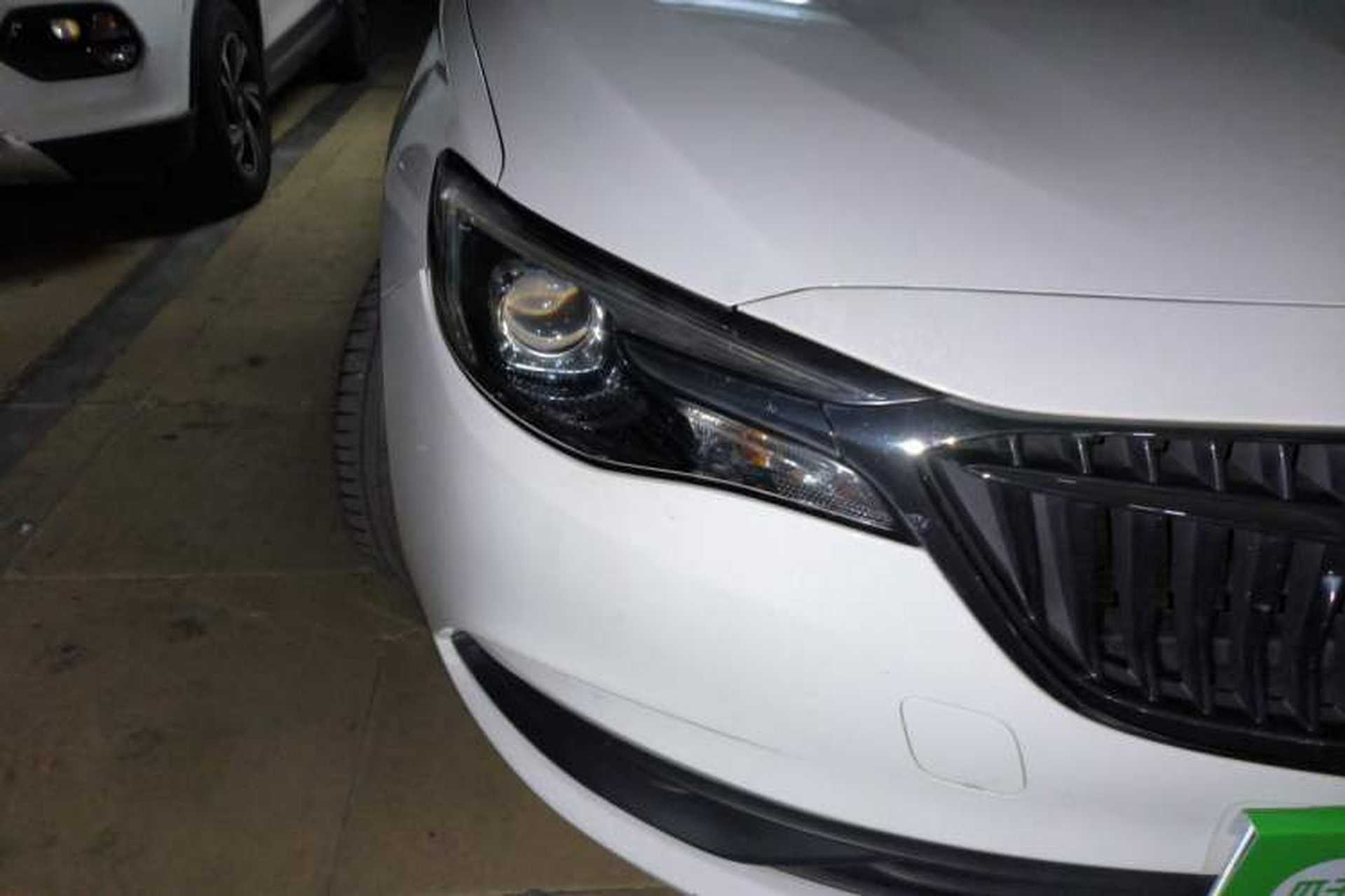 Used Buick GT 2019 15T Dual-Clutch Advanced Version China VI Standard Right Front Headlight