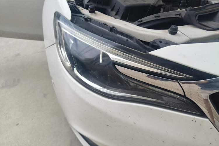 Used Buick GT 2019 18T Automatic Connected Flagship Version China V Standard Right Front Headlight