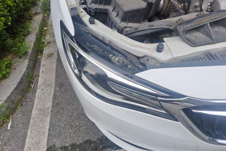 Used Buick GT 2019 18T Automatic Connected Elite Model China VI Standard Right Front Headlight