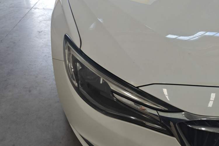 Used Buick GT 2019 18T Automatic Connected Elite Model China V Standard Right Front Headlight