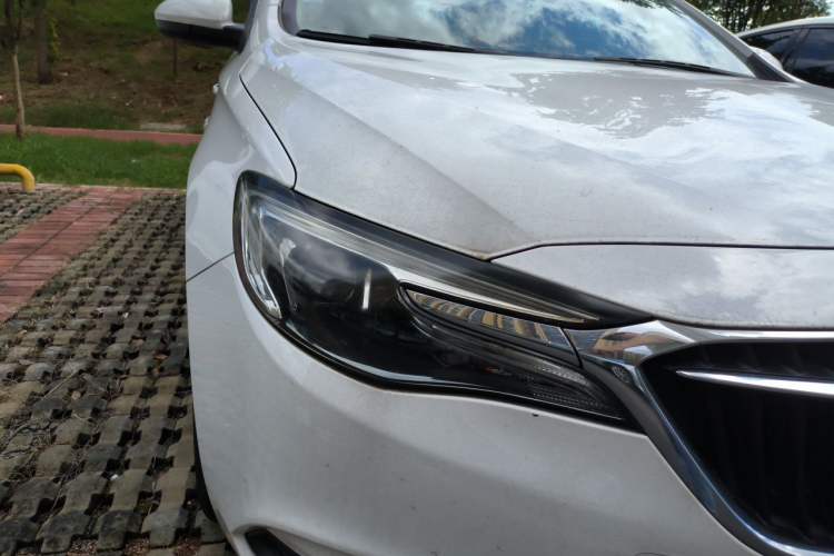 Used Buick GT 2019 15T Dual-Clutch Connected Elite Model China VI Right Front Headlight