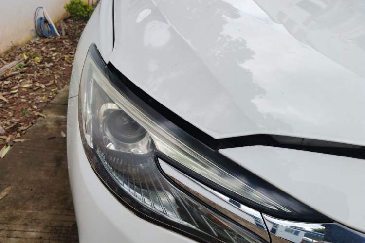 Used Buick GT 2019 15T Dual-Clutch Advanced Version China VI Standard Right Front Headlight