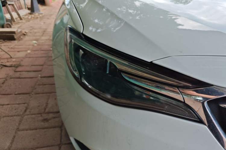 Used Buick GT 2019 18T Automatic Connected Elite Model China VI Standard Right Front Headlight
