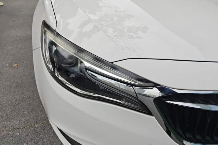 Used Buick GT 2019 18T Automatic Connected Elite Model China VI Standard Right Front Headlight