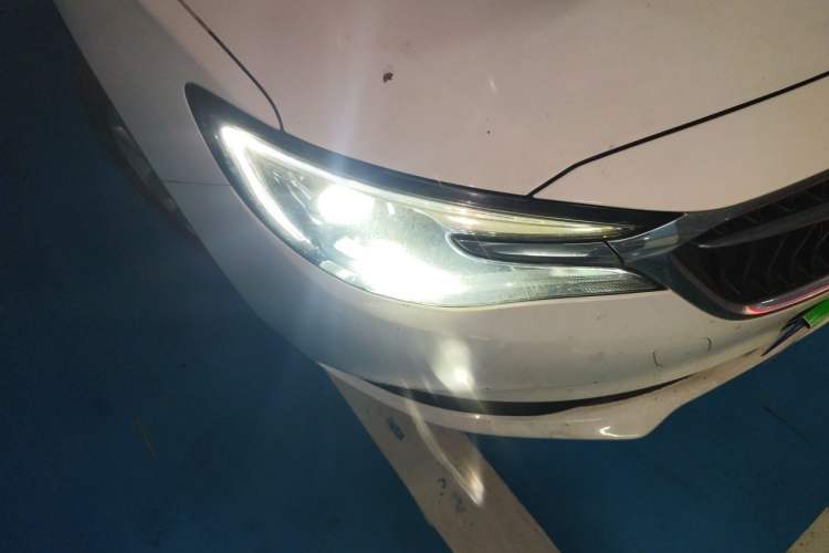Used Buick GT 2019 15T Dual-Clutch Connected Elite Model China VI Right Front Headlight