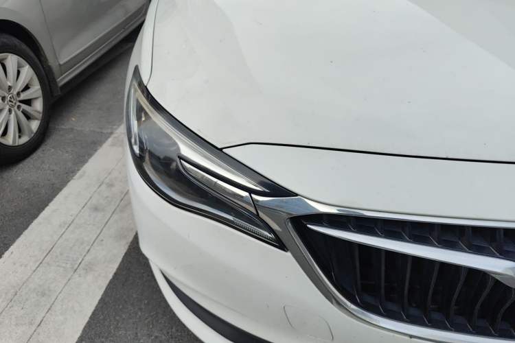 Used Buick GT 2019 18T Automatic Connected Elite Model China V Standard Right Front Headlight