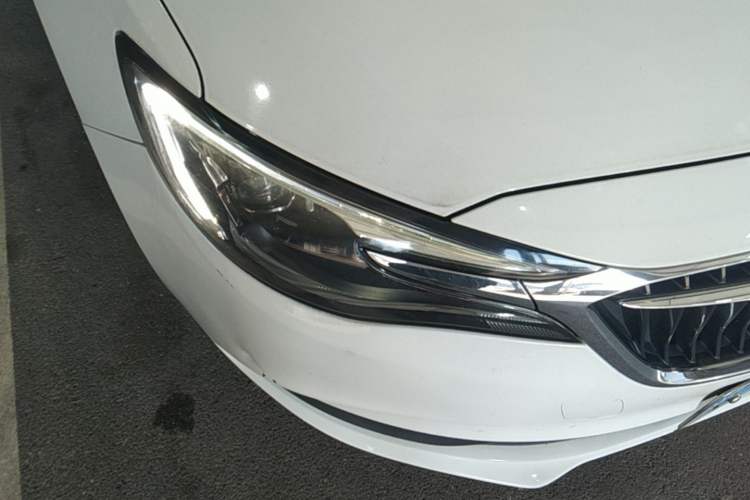 Used Buick GT 2019 18T Automatic Connected Elite Model China V Standard Right Front Headlight