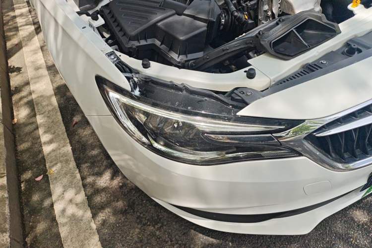 Used Buick GT 2019 18T Automatic Connected Elite Model China VI Standard Right Front Headlight