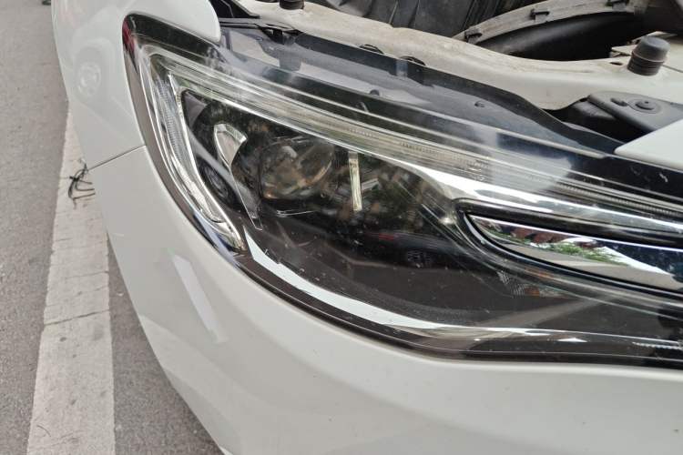 Used Buick GT 2019 18T Automatic Connected Elite Model China V Standard Right Front Headlight