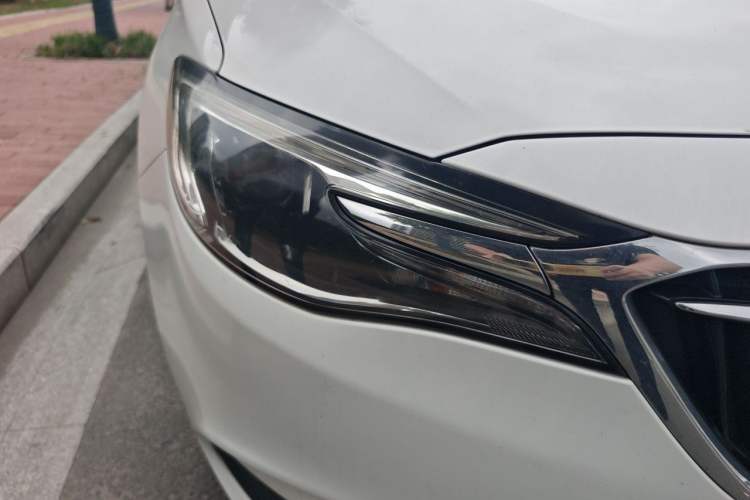 Used Buick GT 2019 18T Automatic Connected Elite Model China VI Standard Right Front Headlight