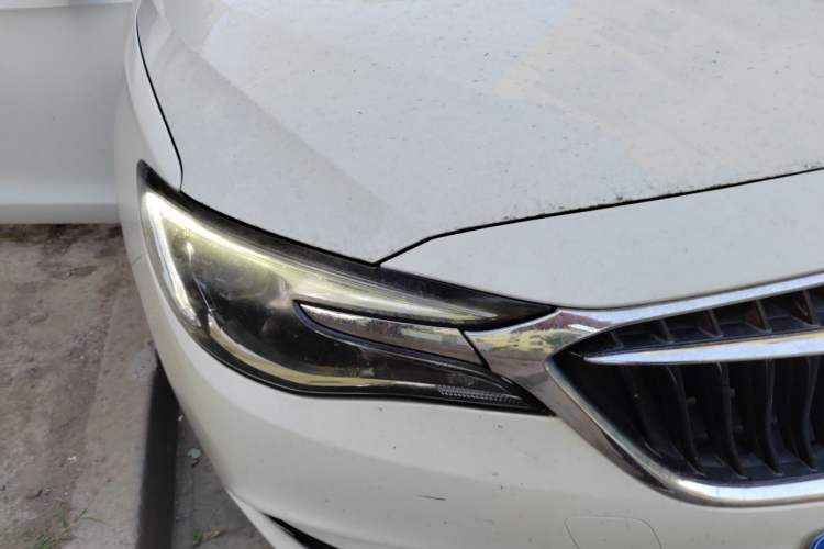 Used Buick GT 2019 18T Automatic Connected Elite Model China VI Standard Right Front Headlight