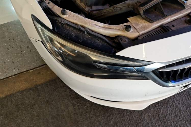 Used Buick GT 2019 18T Automatic Connected Flagship Version China VI Standard Right Front Headlight