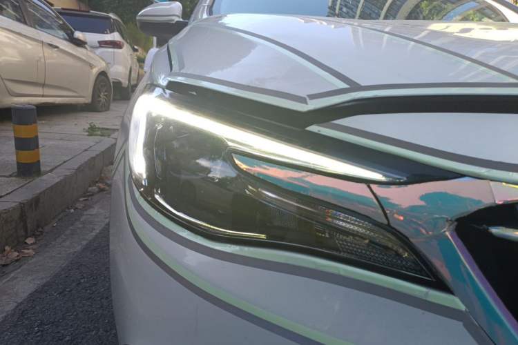 Used Buick GT 2019 15T Dual-Clutch Connected Elite Model China VI Right Front Headlight