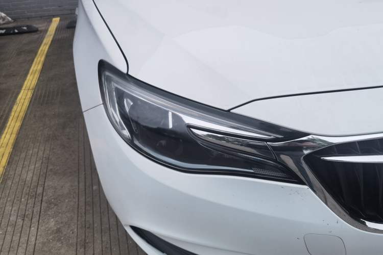 Used Buick GT 2019 18T Automatic Connected Elite Model China VI Standard Right Front Headlight