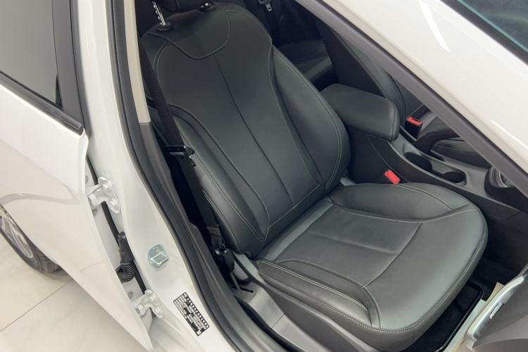 Used Buick GT 2019 18T Automatic Connected Elite Model China VI Standard Right Front Seat