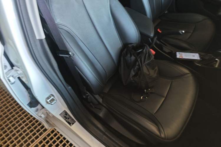 Used Buick GT 2019 18T Automatic Connected Elite Model China VI Standard Right Front Seat